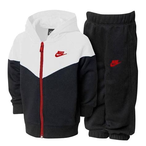 infant Nike jogging suit